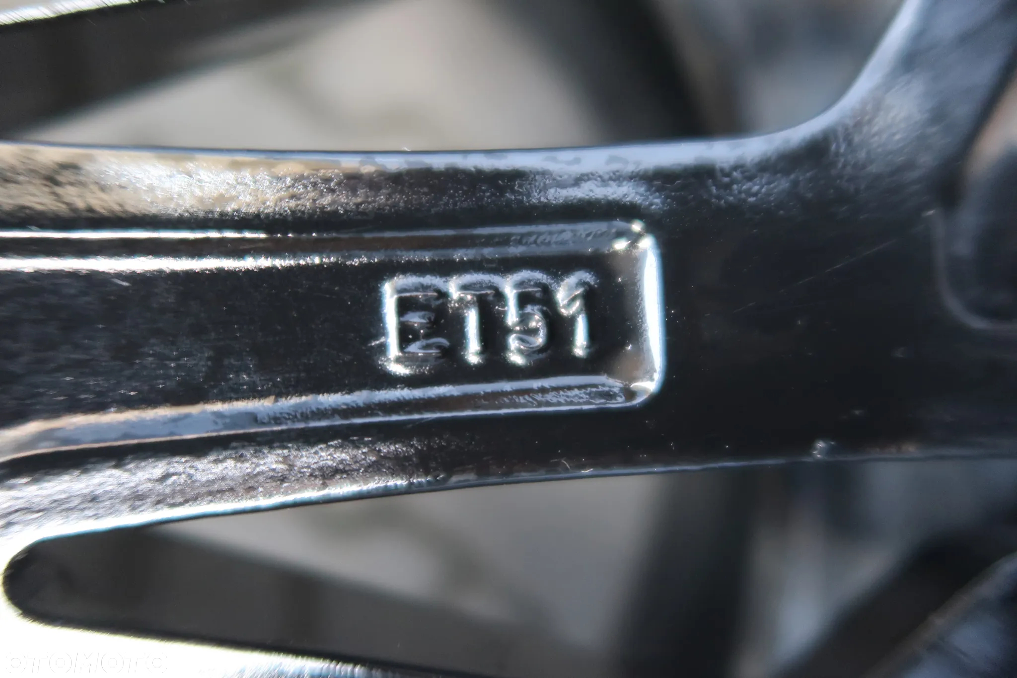 C69 FELGA MERCEDES E KLASA A2144010600 9,5X20ET51 - 7