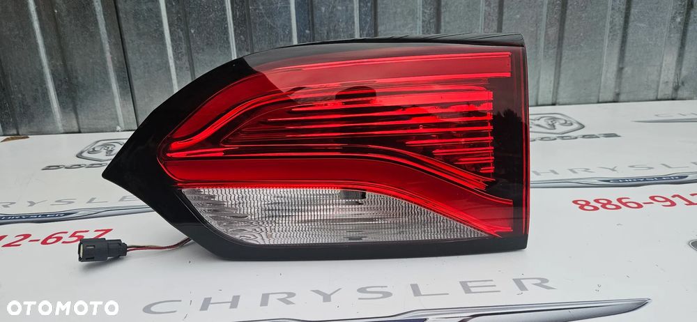 Chrysler Pacifica 2016- Lampa tył prawy Lampa tylna prawa  P68228940AE ORYGINAŁ IDEALNE LED - 3