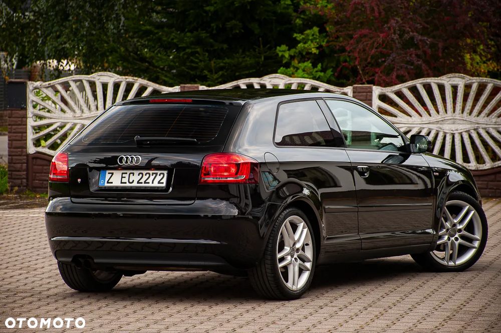 Audi A3 3-drzwiowe 1.4 TFSI S line Sportpaket (plus) - 19