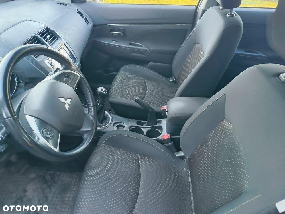 Mitsubishi ASX 1.6 Invite Navi - 5