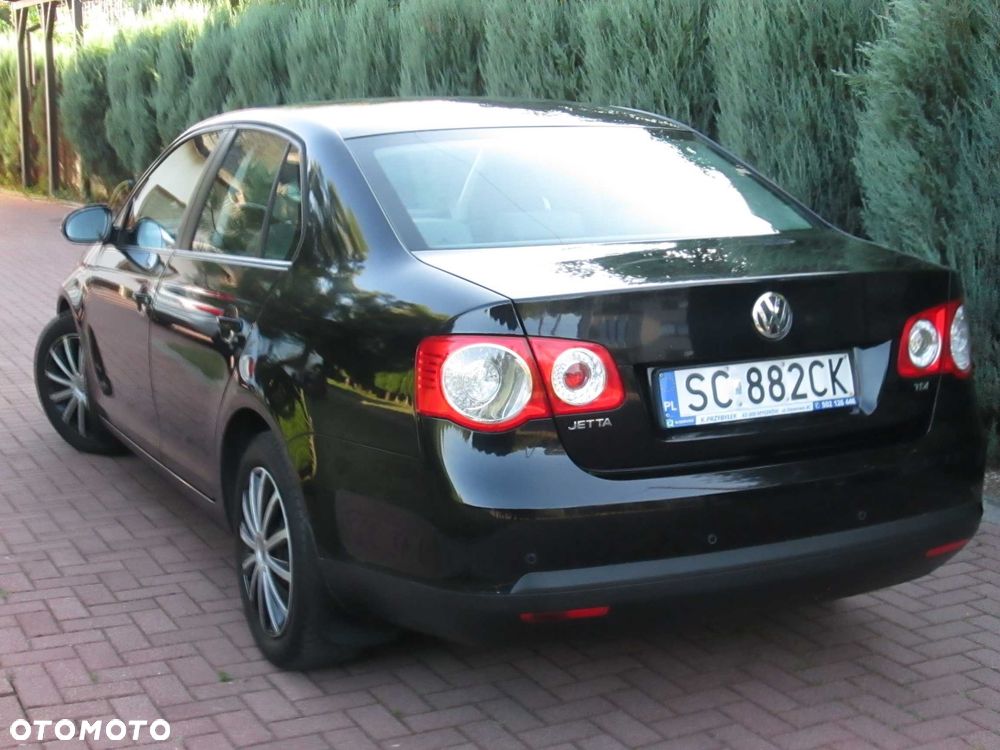 Volkswagen Jetta - 6