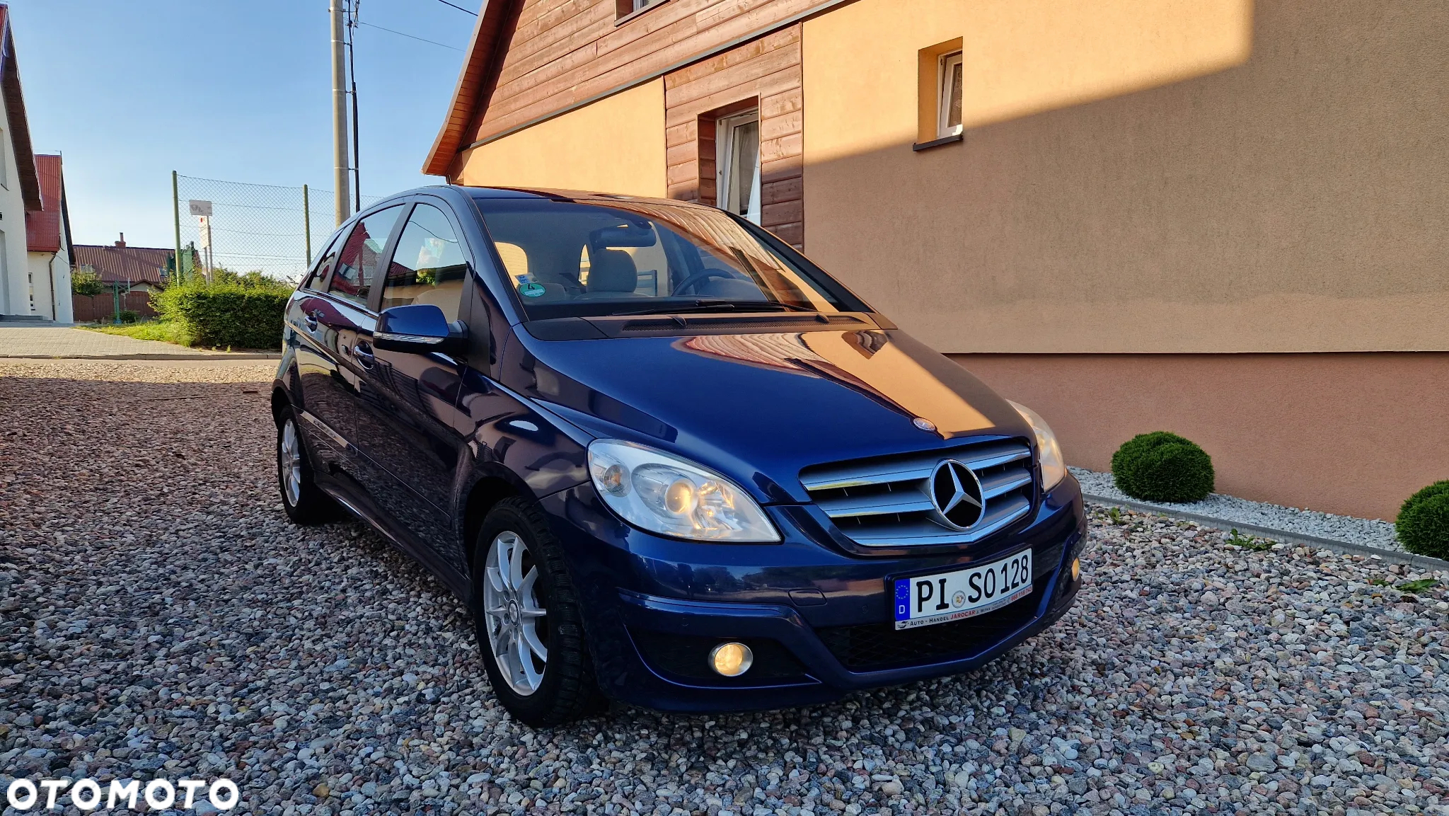 Mercedes-Benz Klasa B - 2