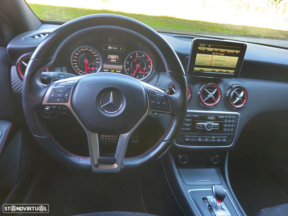 Mercedes-Benz A 45 AMG 4Matic Speedshift 7G-DCT - 17