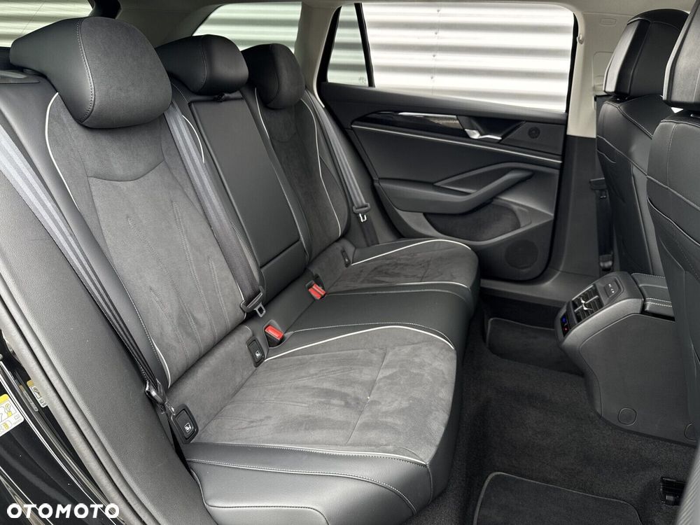 Volkswagen Passat Variant 1.5 TSI ACT mHEV Business DSG - 15
