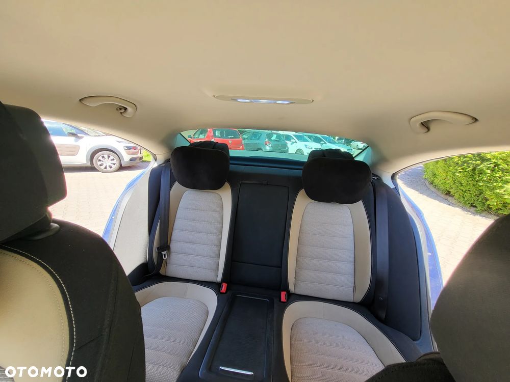 Volkswagen CC 2.0 TDI BlueMotion Technology DSG - 29