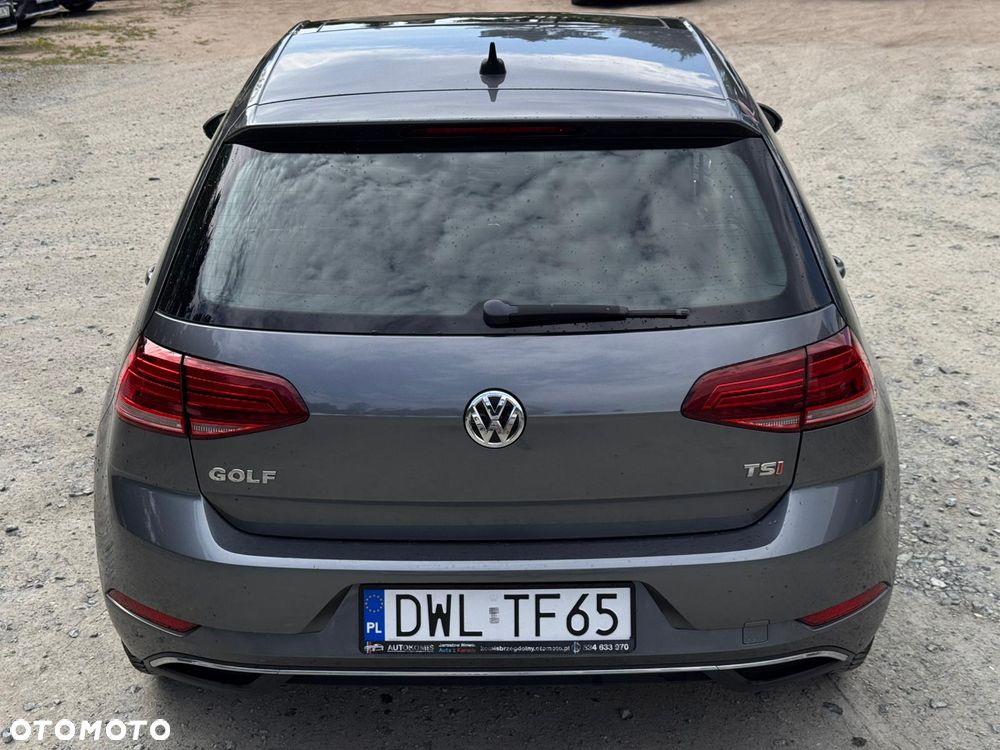 Volkswagen Golf - 8