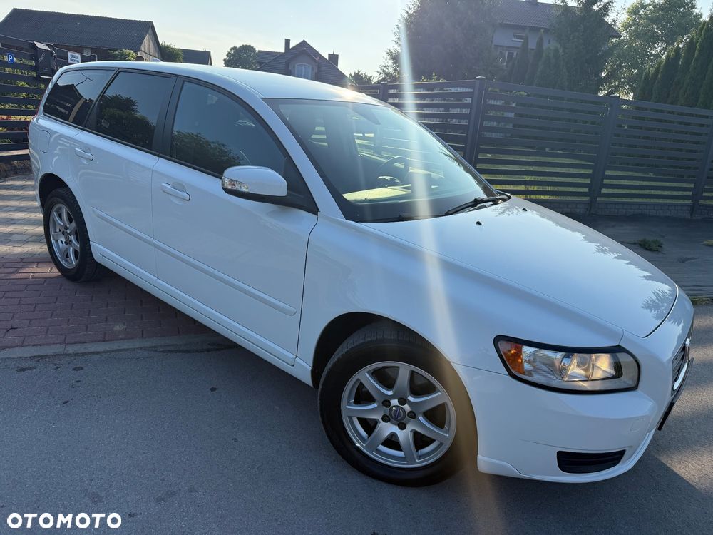 Volvo V50 T5 AWD Kinetic - 4