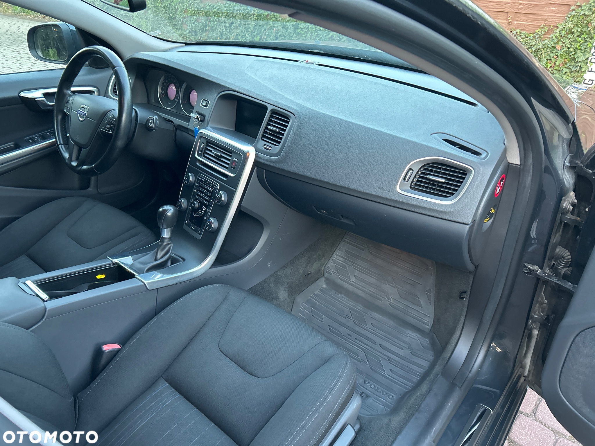 Volvo V60 DRIVe - 27