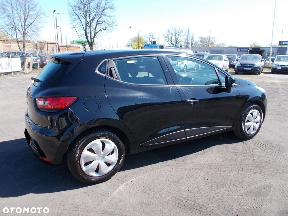 Renault Clio 1.2 16V 75 Dynamique - 3