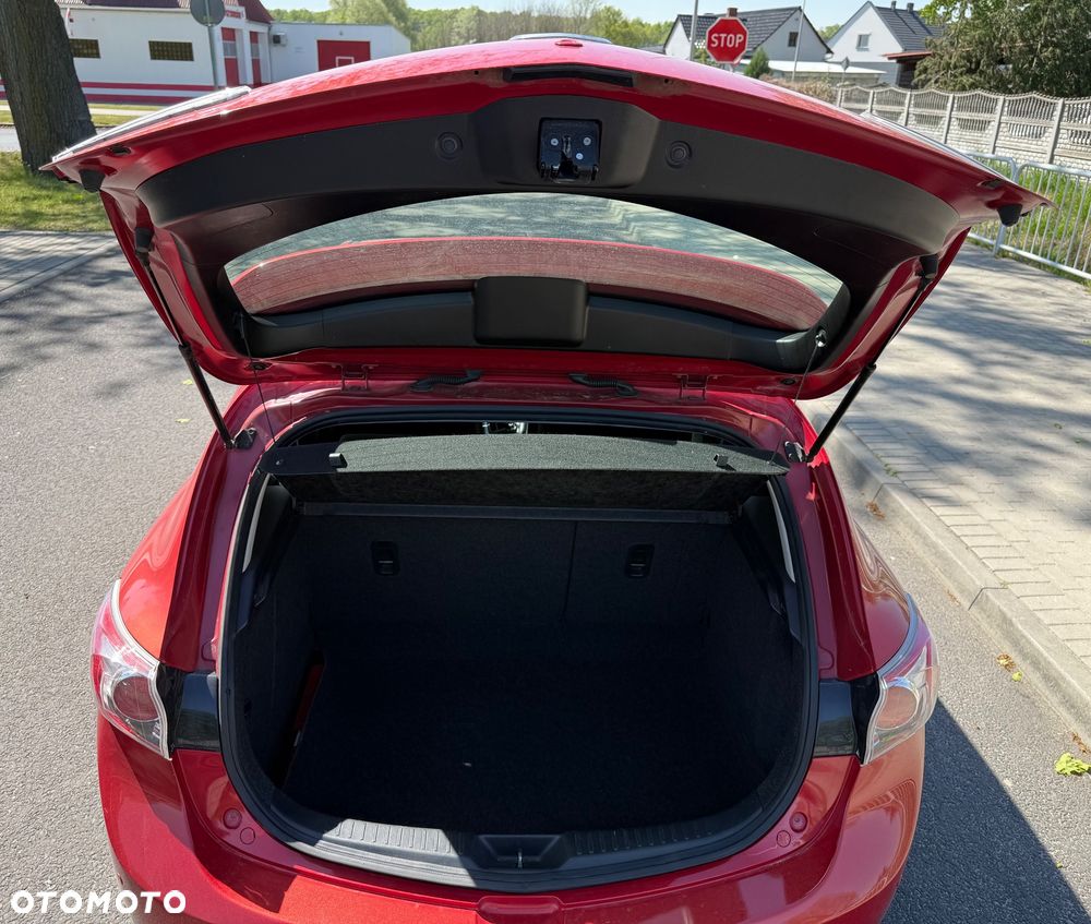 Mazda 3 1.6 Comfort EU5 - 6