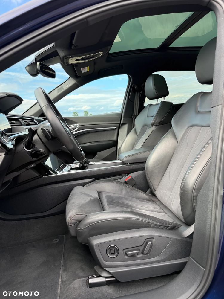Audi e-tron 55 Quattro Advanced - 10
