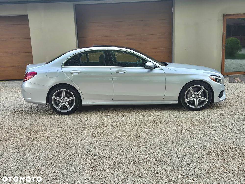 Mercedes-Benz Klasa C 300 7G-TRONIC AMG Line - 29