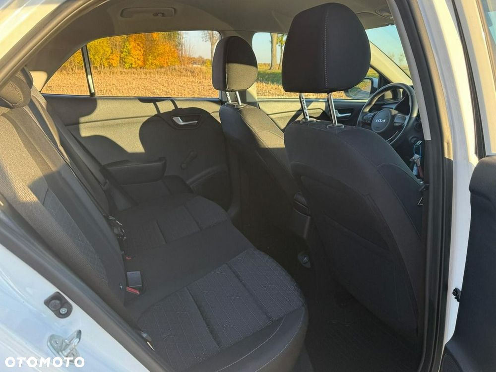 Kia Rio 1.2 M - 20