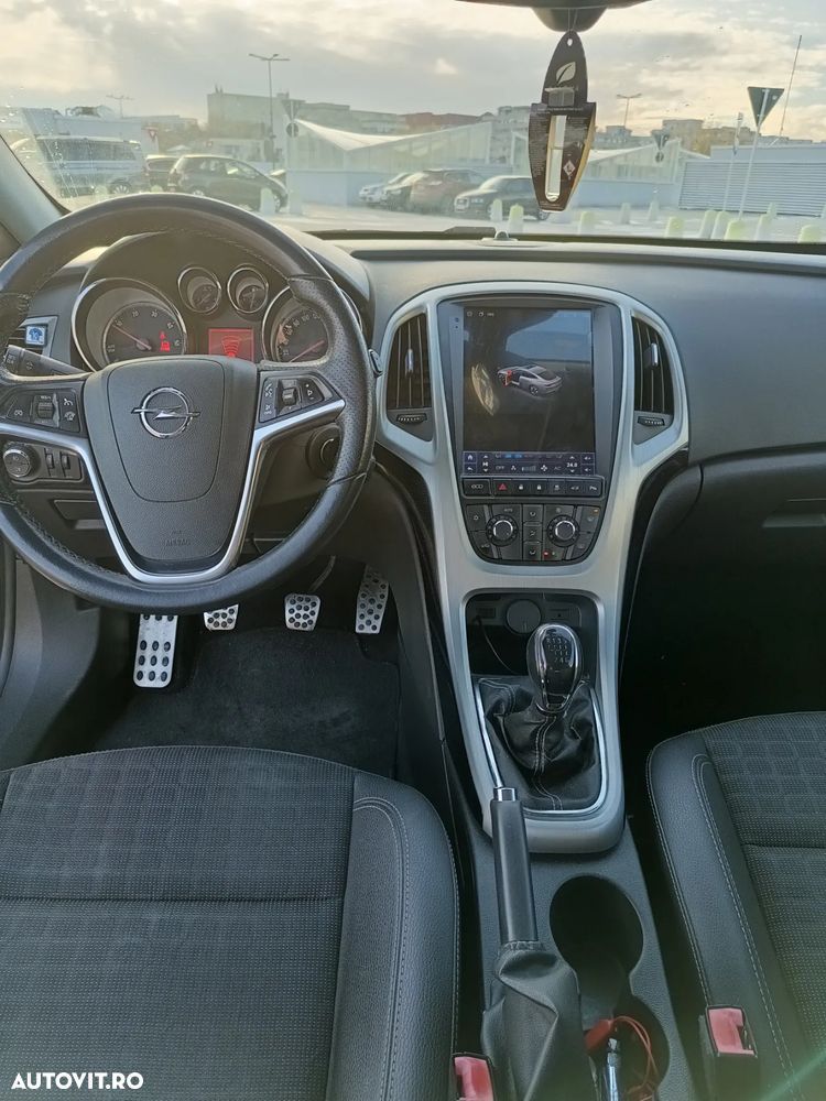 Opel Astra GTC 1.7 CDTI DPF ecoFLEX Start/Stop Innovation - 3