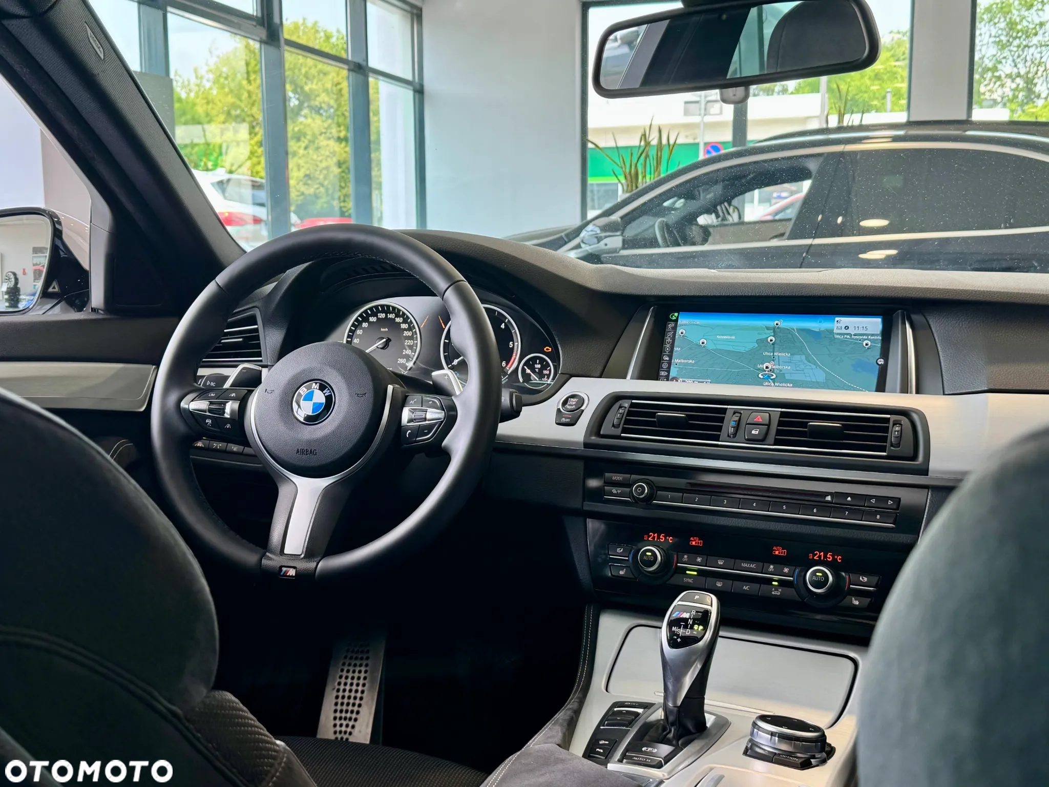 BMW Seria 5 530d xDrive Touring Sport-Aut - 19