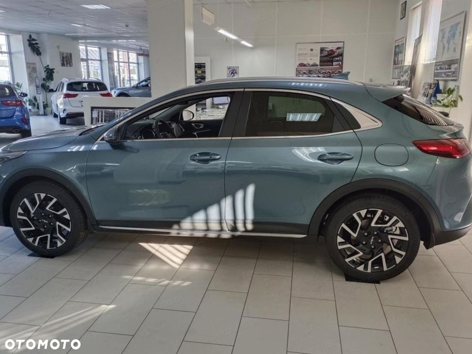Kia XCeed - 4