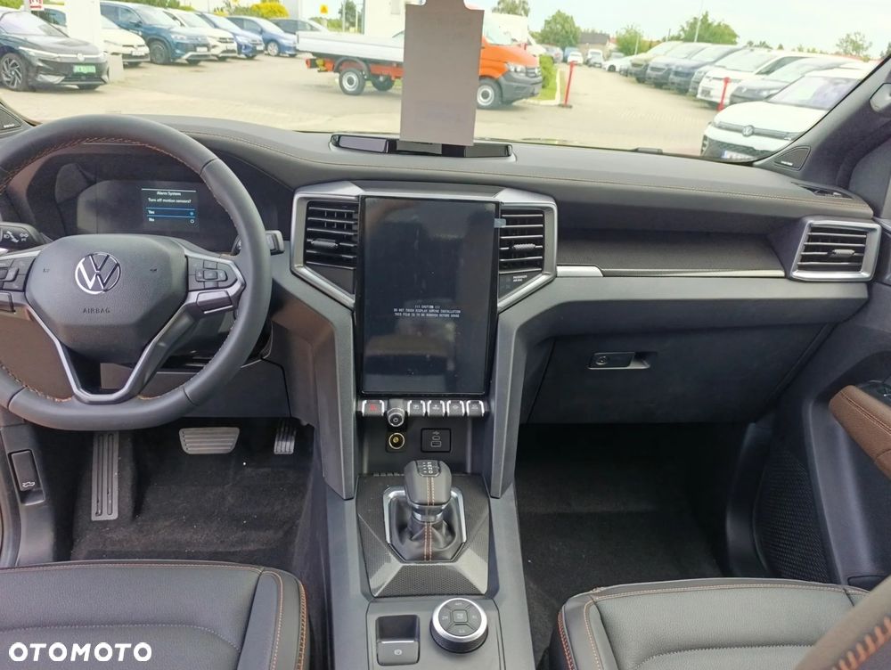 Volkswagen Amarok - 10