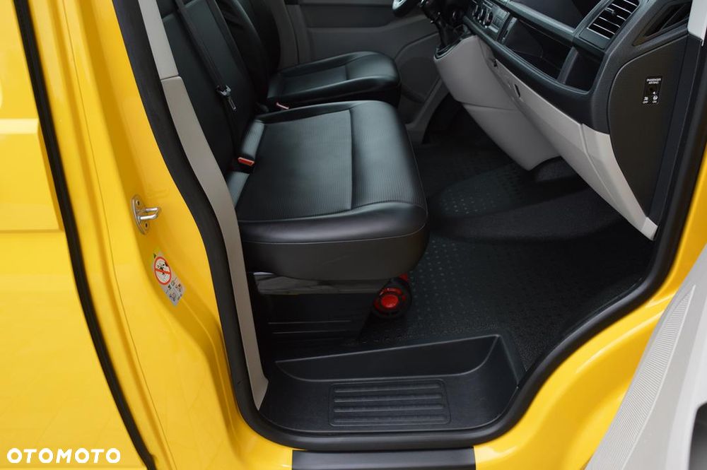 Volkswagen Transporter - 23