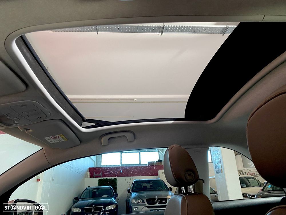 Opel Adam 1.0 T Rocks - 24