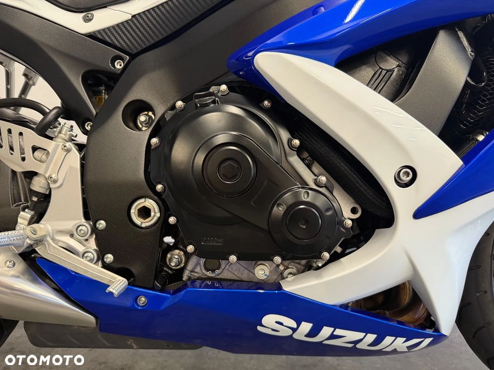 Suzuki GSX-R - 17