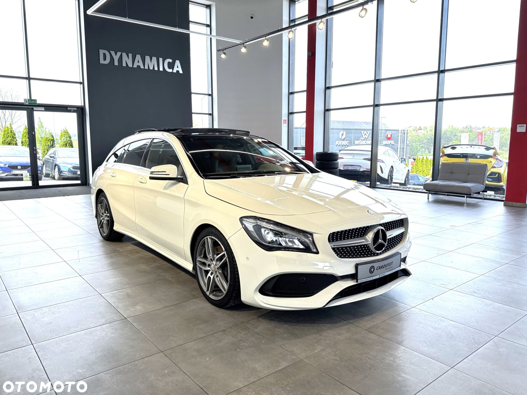Mercedes-Benz CLA - 2