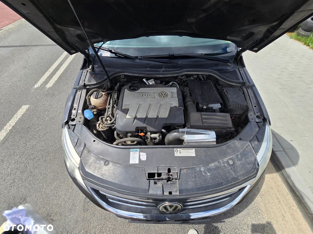 Volkswagen Passat CC 2.0 TDI DSG Individual - 25