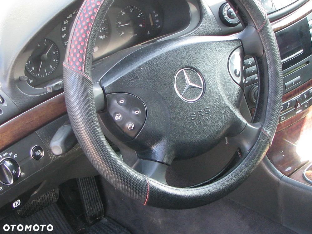 Mercedes-Benz Klasa E - 14