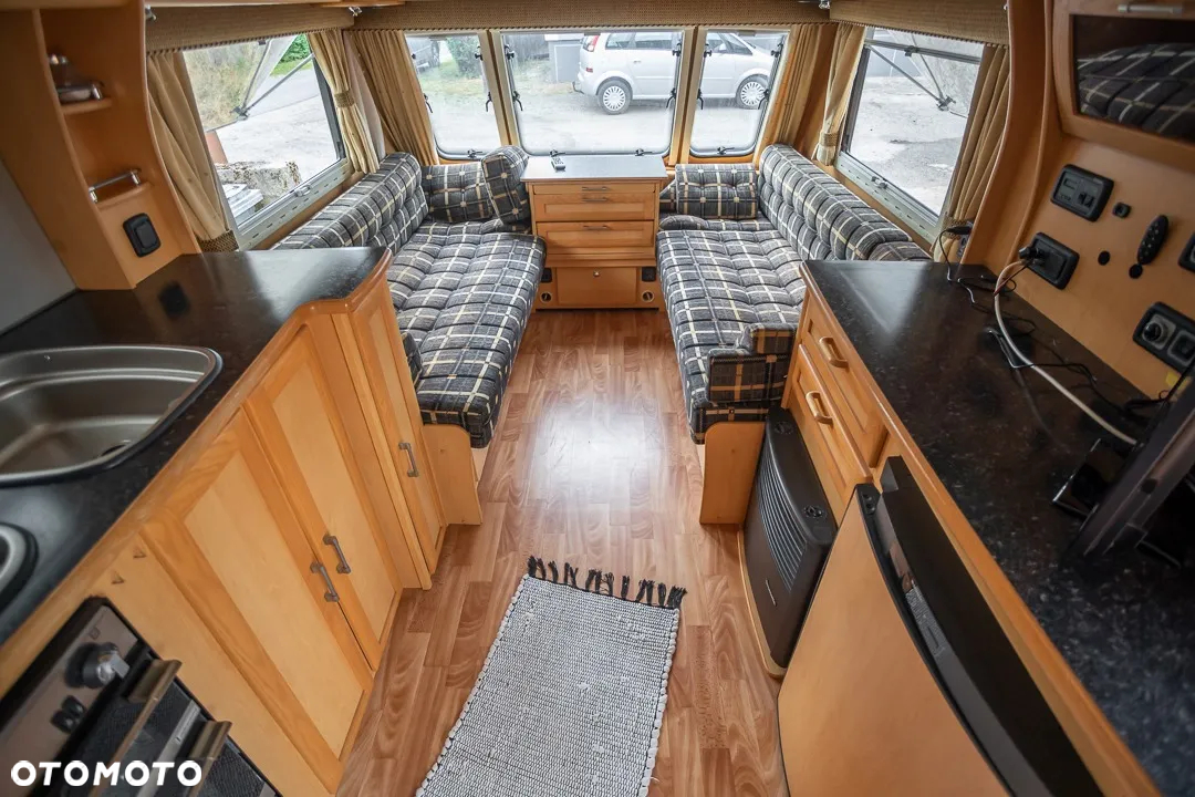Elddis Crusader Hurricane - 21