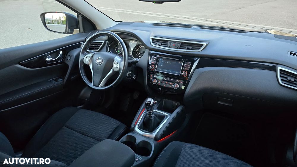 Nissan Qashqai 1.5 DCI TEKNA - 9