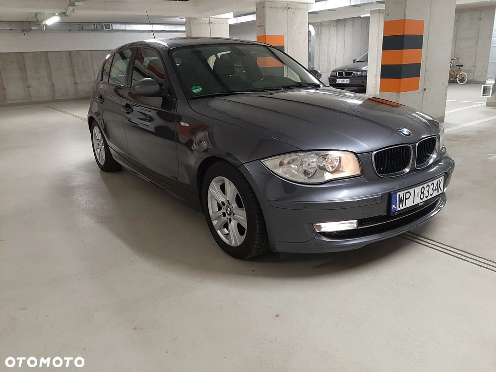 BMW Seria 1 118d DPF - 14