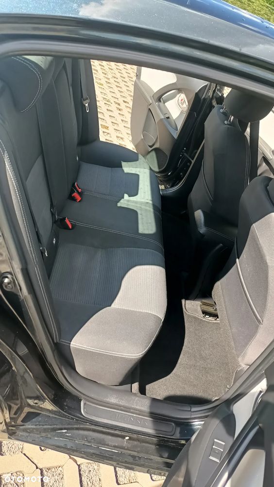Toyota Avensis 2.0 D-4D Premium - 10