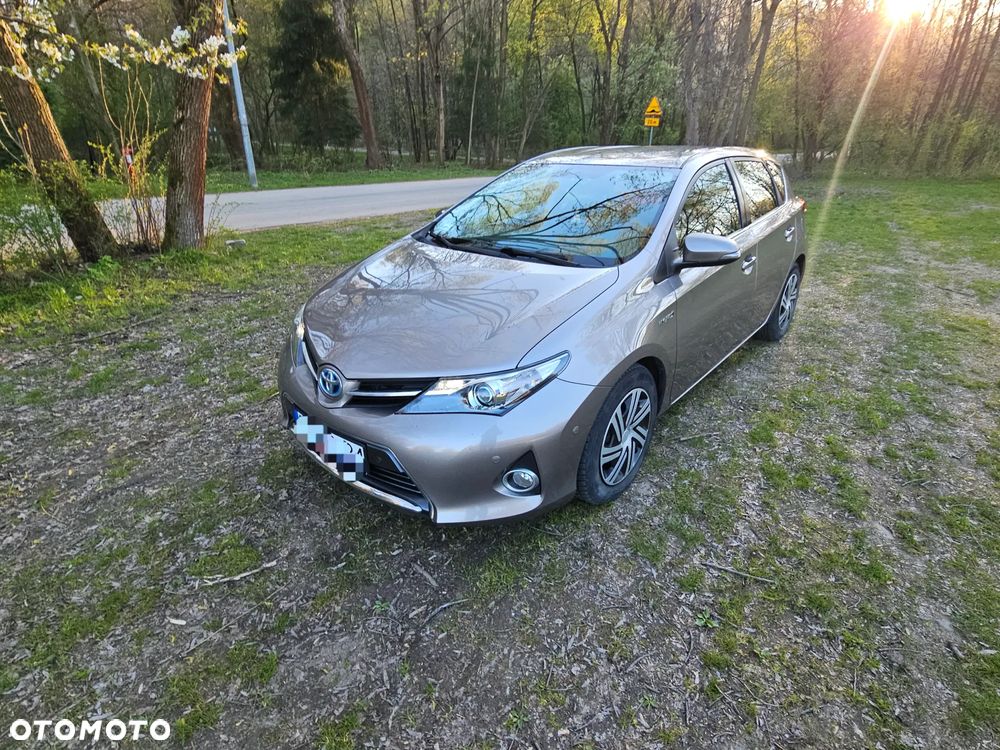 Toyota Auris - 1