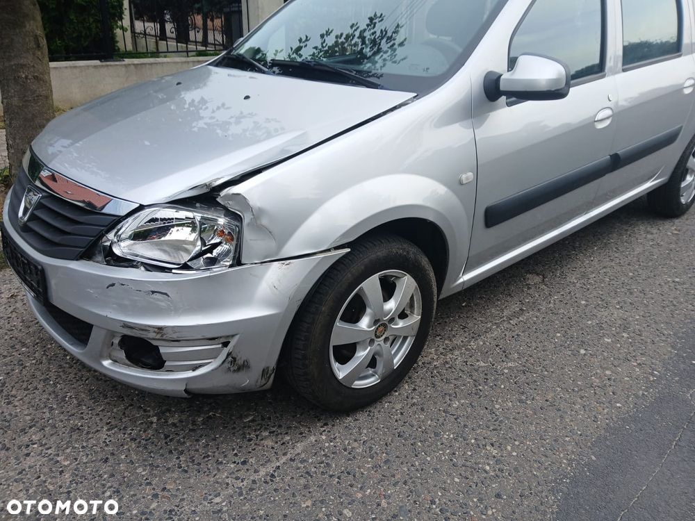 Dacia Logan - 25