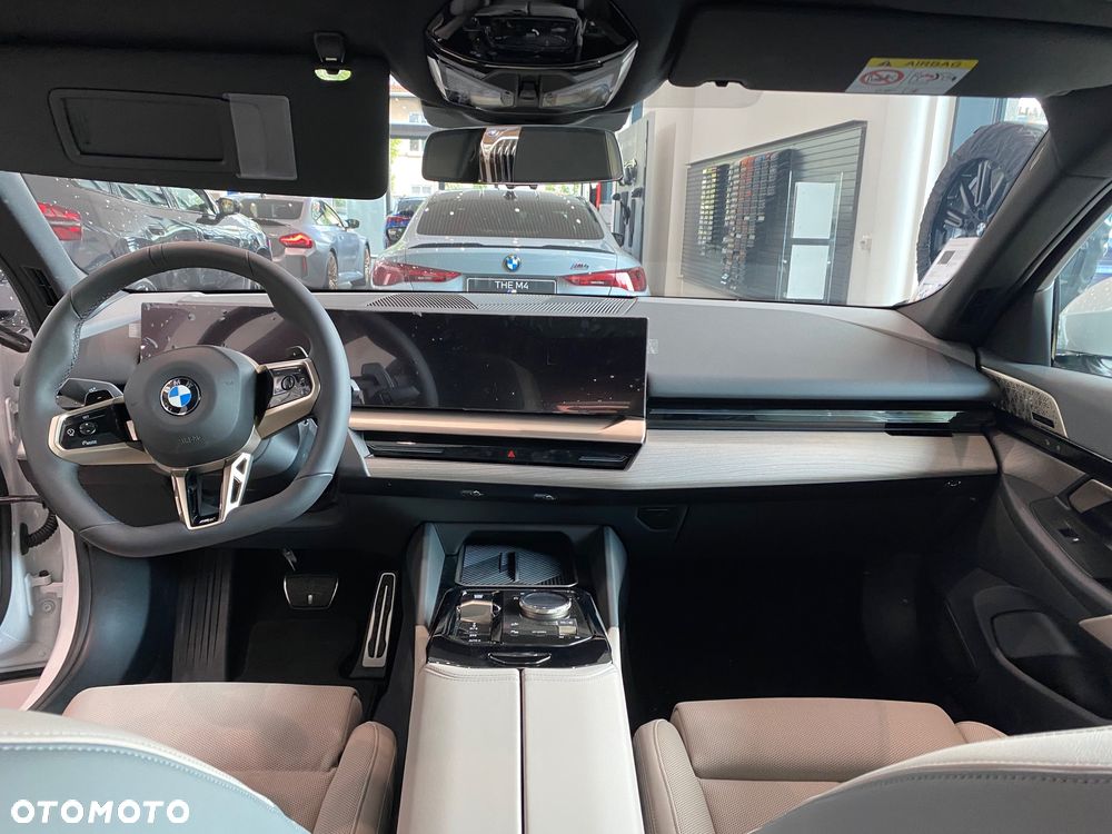 BMW Seria 5 520i mHEV M Sport - 7