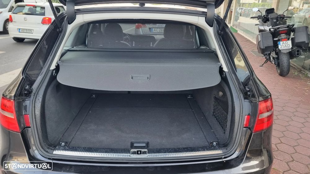 Audi A4 Avant 2.0 TDI Business Line S-line - 16