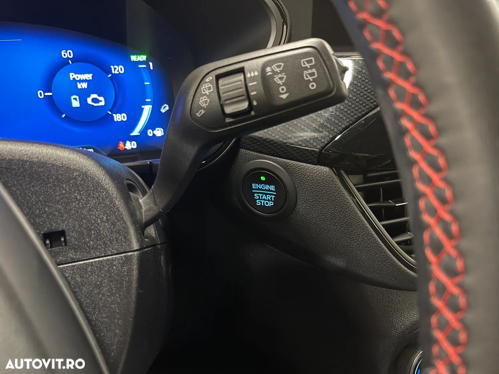 Ford Kuga 2.5 Duratec FHEV ST-LINE - 23