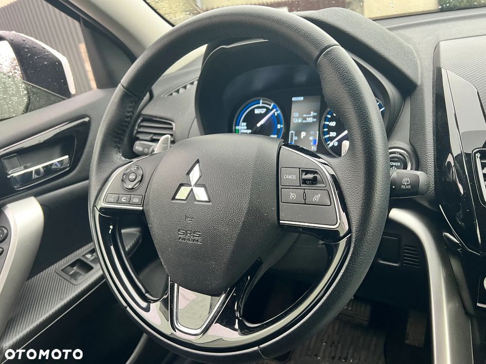 Mitsubishi Eclipse Cross Plug-In Hybrid 4WD Plus Select - 12