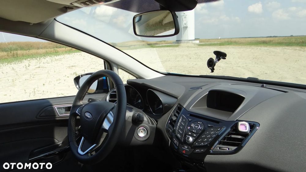 Ford Fiesta 1.0 EcoBoost Titanium EU6 - 11