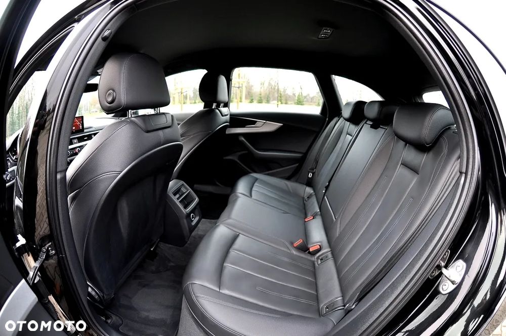 Audi A4 Avant 2.0 TDI S tronic - 24