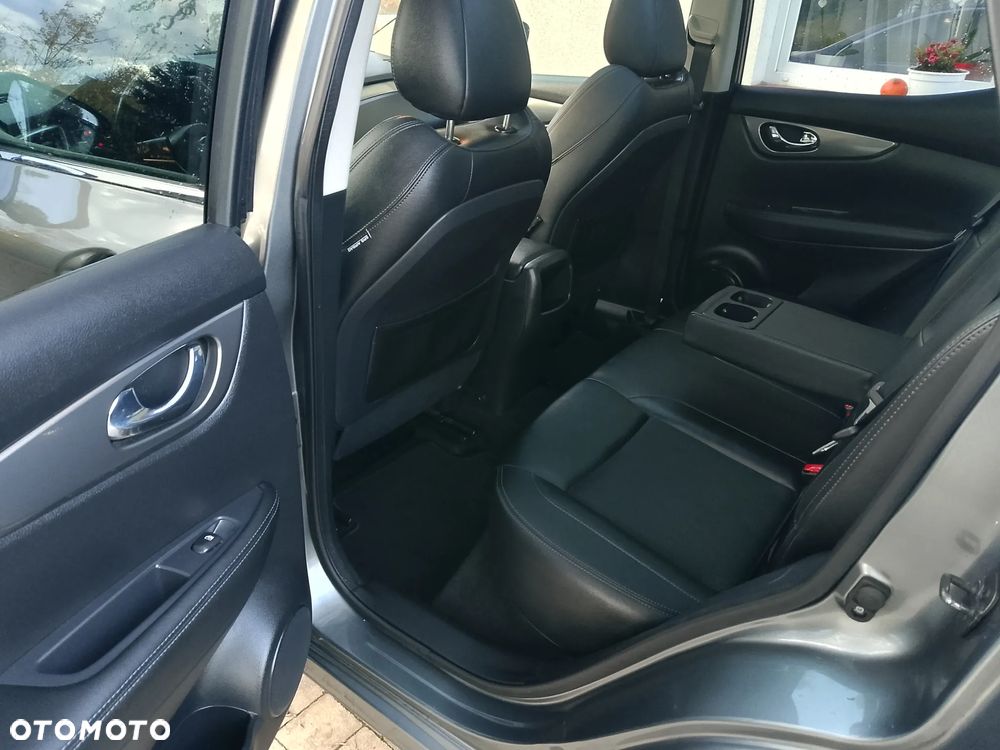 Nissan Qashqai 1.6 dCi TEKNA+ - 18