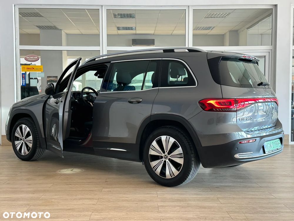 Mercedes-Benz EQB 250 66.5kWh Progressive - 2