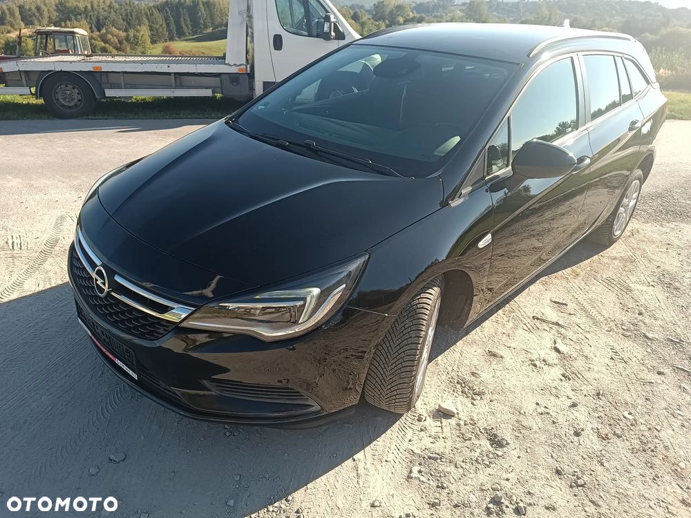 Opel Astra 1.4 T Dynamic - 12