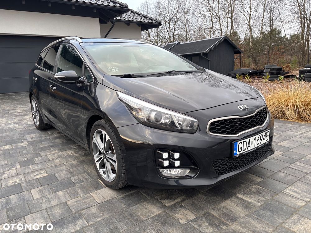 Kia Ceed 1.6 CRDi 136 ISG GT Line - 1