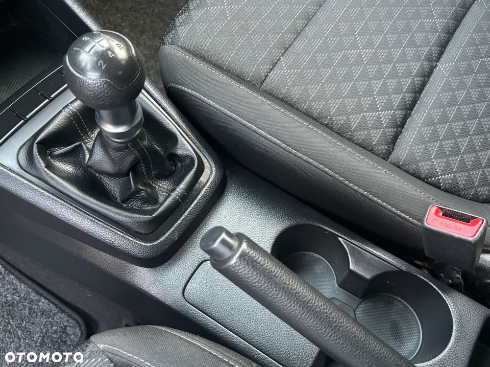 Kia Rio 1.2 M - 28