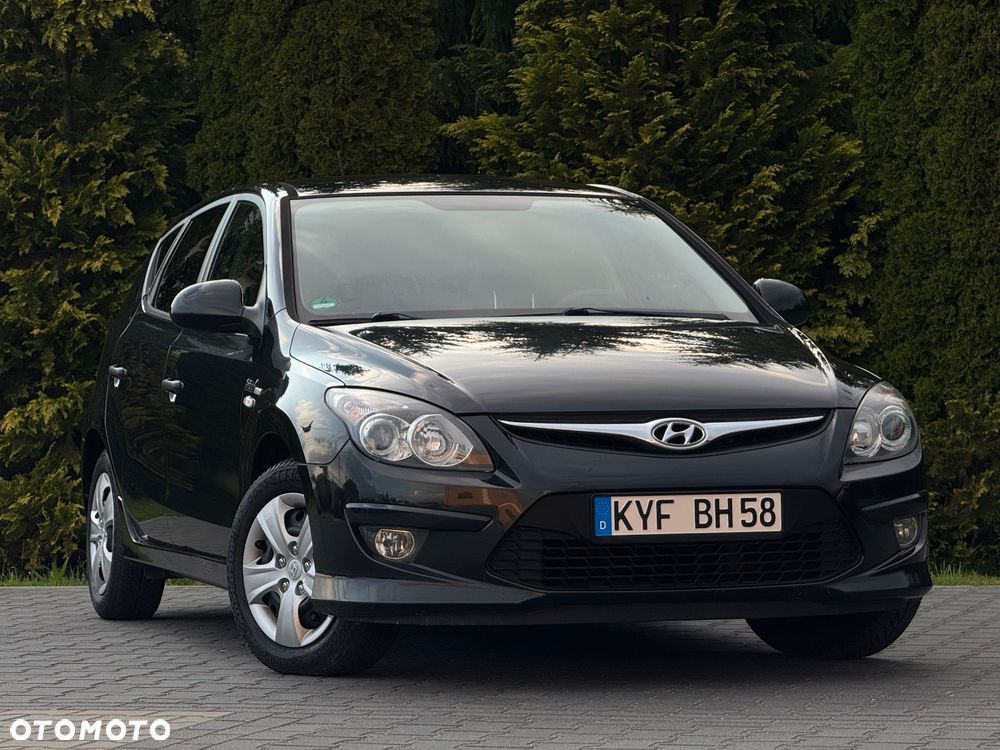 Hyundai i30 i30cw 1.6 CRDi Edition Plus - 1