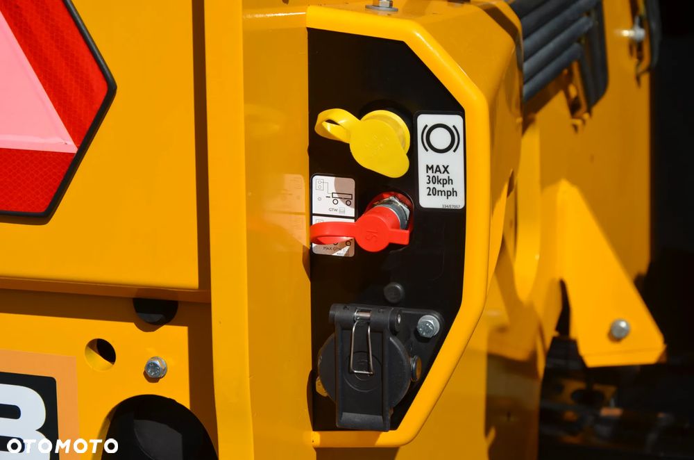 JCB 542-70 AGRI 2024r / ŁYŻKA 3m i WIDŁY / 748mth! / TORQUE LOCK 4 / Q-FIT / REWERS WENTYLATORA / OSŁONY POD. / ZACZEP + INSTALACJA - 15