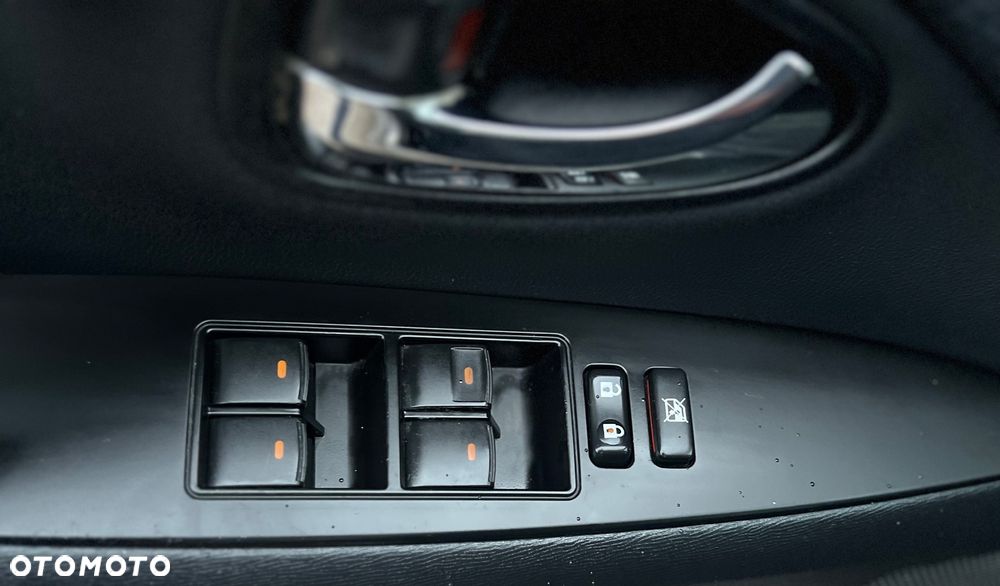 Toyota Avensis 2.0 D-4D Executive - 16