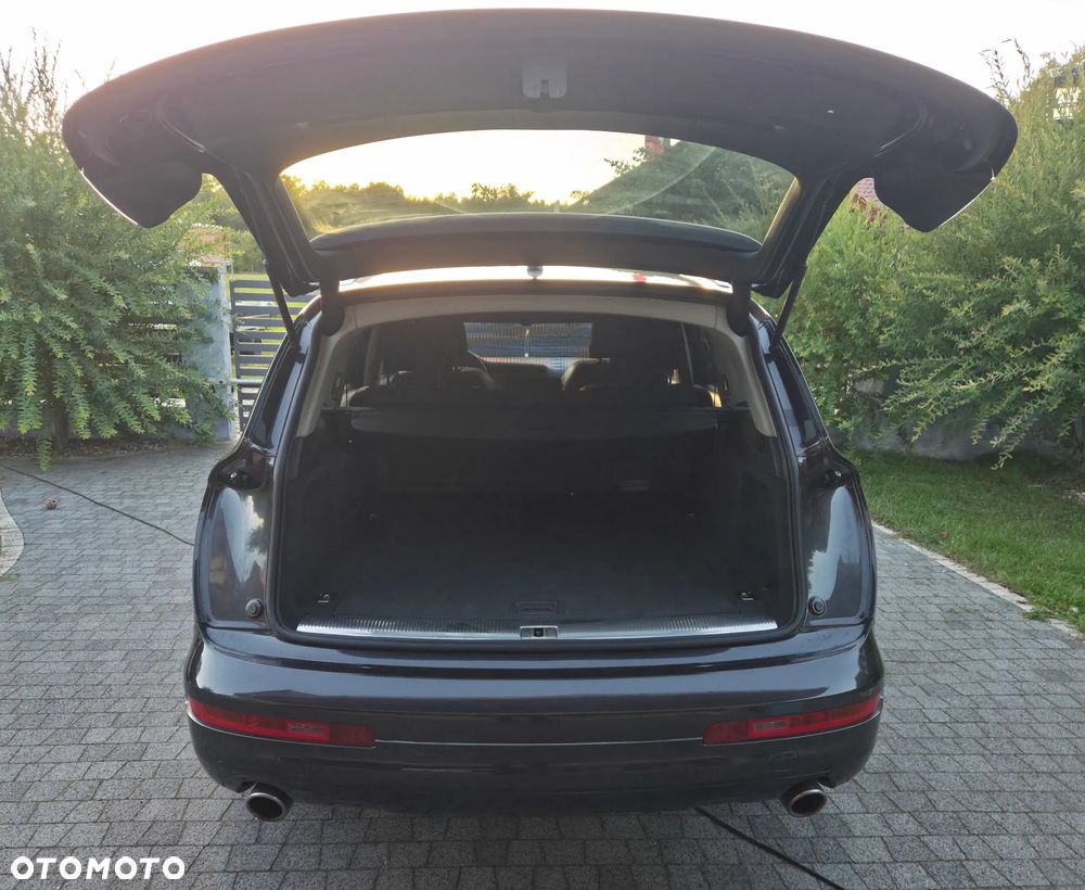 Audi Q7 - 7