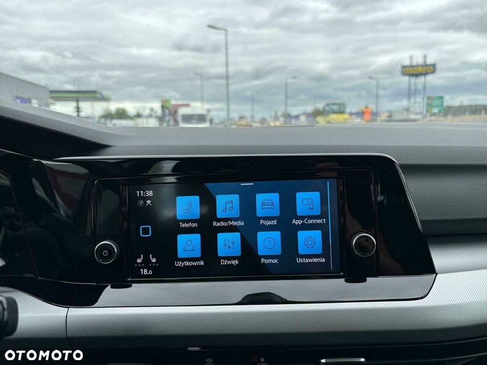 Volkswagen Golf - 18