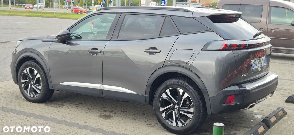 Peugeot 2008 PureTech 130 Allure S&S EAT8 - 34